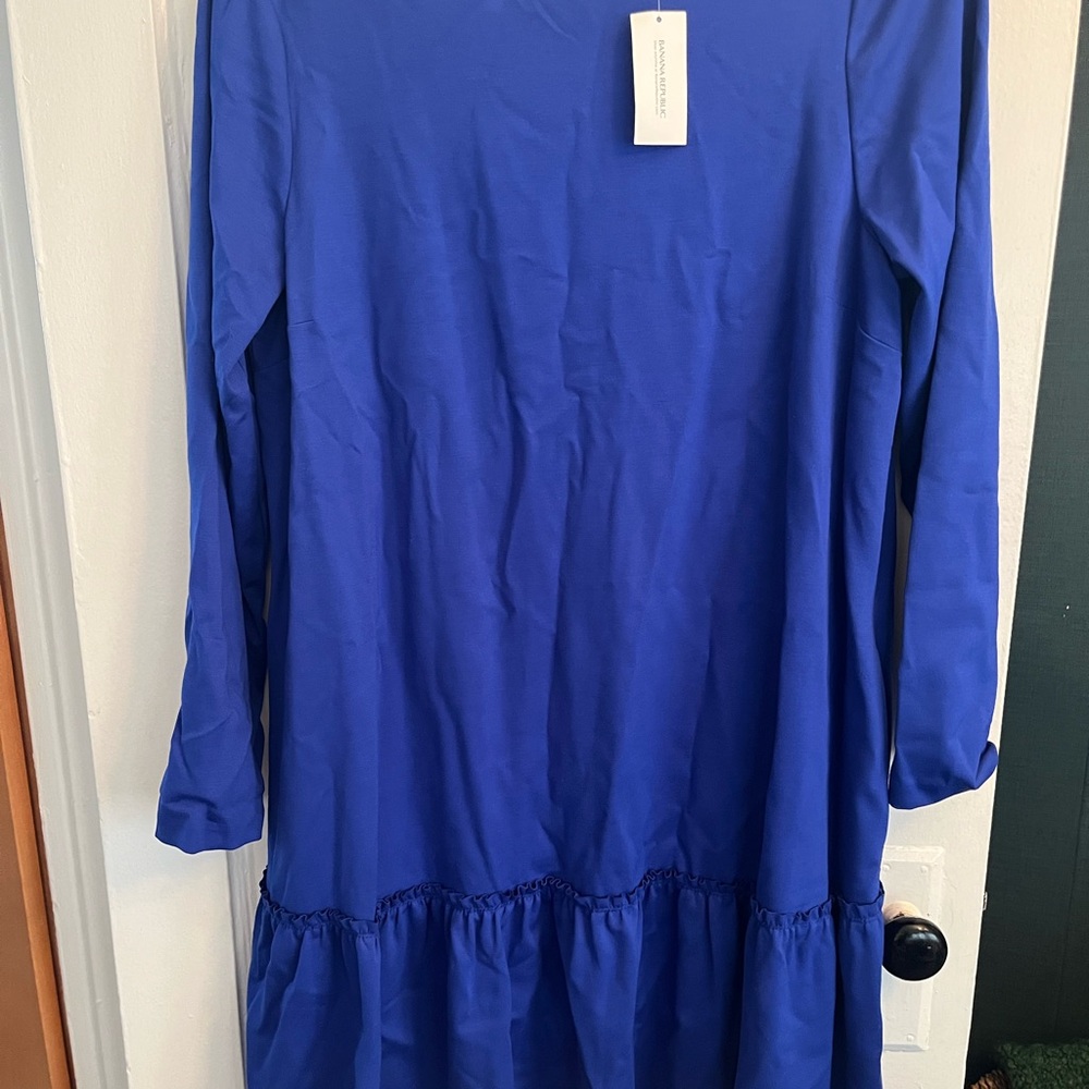 Banana Republic Long Sleeve Ruffle Hem Dress